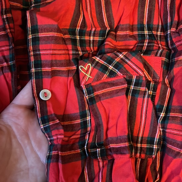 Victoria’s Secret Long sleeve button up pajama shirt - Picture 2 of 4